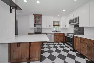 1529 Paloma Ln, Dunedin, FL 34698 - Photo 2