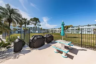 4880 Locust St NE, Saint Petersburg, FL 33703 - Photo 30