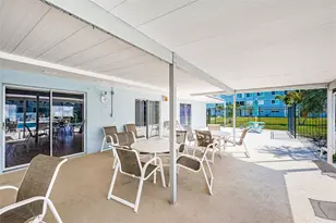 4880 Locust St NE, Saint Petersburg, FL 33703 - Photo 28