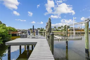 4054 Rocky Shores Dr, Tampa, FL 33634 - Photo 4
