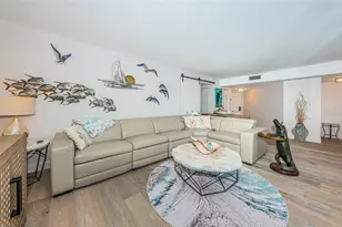 5633 Puerta Del Sol Blvd S, Saint Petersburg, FL 33715 - Photo 14