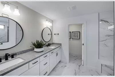 7461 Summer Court, Sarasota, FL 34231 - Photo 10