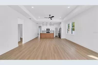 2701 35th Avenue N, Saint Petersburg, FL 33713 - Photo 4