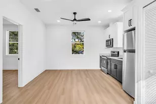 2701 35th Ave N, Saint Petersburg, FL 33713 - Photo 28