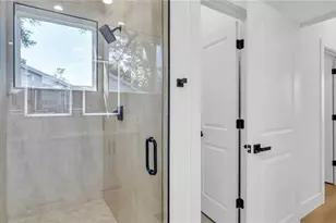 2701 35th Ave N, Saint Petersburg, FL 33713 - Photo 18