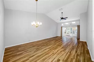 2726 Featherstone Dr, Holiday, FL 34691 - Photo 20