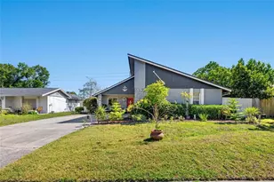 3113 Chamblee Ln, Clearwater, FL 33759 - Photo 2