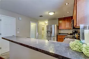 2123 W Spruce St, Tampa, FL 33607 - Photo 8