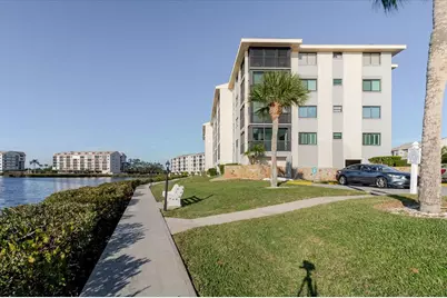 8211 Brent Street #828, Port Richey, FL 34668 - Photo 32
