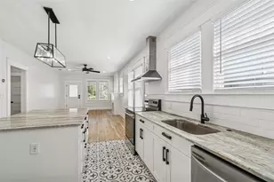 511 E Stratford Ave, Tampa, FL 33603 - Photo 12