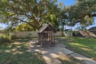 511 E Stratford Ave, Tampa, FL 33603 - Photo 40