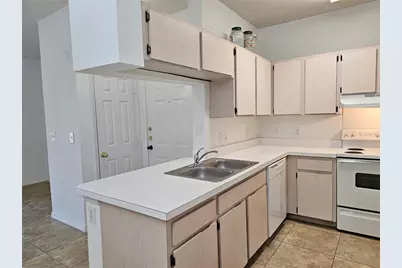 13235 Sanctuary Cove Drive #204, Temple Terrace, FL 33637 - Photo 12