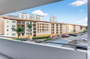 470 3rd St S, Saint Petersburg, FL 33701 - Photo 36