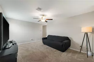 9448 Lemon Drop Loop, Ruskin, FL 33573 - Photo 8