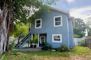 1208 17th St N, Saint Petersburg, FL 33713 - Photo 1