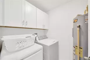 842 Tennyson Mill Cir, Tampa, FL 33619 - Photo 14