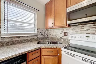 12295 Ridge Rd, Largo, FL 33778 - Photo 8