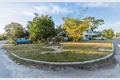 5401 21st Avenue S, Gulfport, FL 33707 - Photo 2