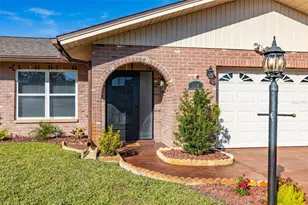 314 Circle Dr, Palm Harbor, FL 34683 - Photo 2