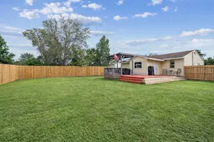 155 83rd Street N, Saint Petersburg, FL 33702 - Photo 12