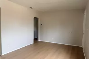 900 40th St S, Saint Petersburg, FL 33711 - Photo 12