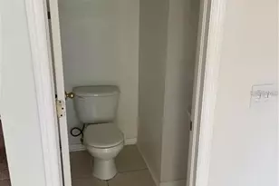 2945 Bayshore Pointe Dr, Tampa, FL 33611 - Photo 8