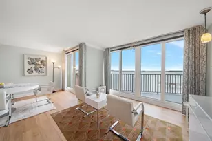 634 Edgewater Dr, Dunedin, FL 34698 - Photo 8