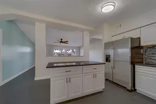 11128 116th St, Largo, FL 33778 - Photo 12