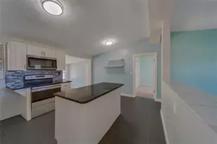 11128 116th St, Largo, FL 33778 - Photo 6