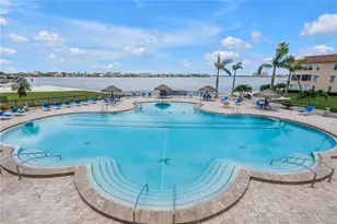 5220 Brittany Dr S, Saint Petersburg, FL 33715 - Photo 66