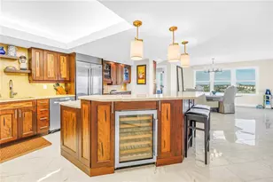 5220 Brittany Dr S, Saint Petersburg, FL 33715 - Photo 4