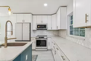 120 19th Ave N, Saint Petersburg, FL 33704 - Photo 16