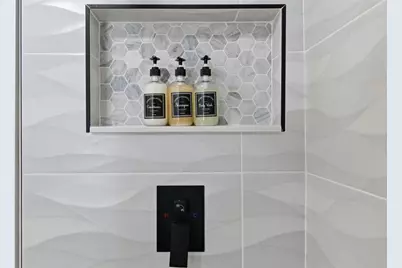 16 Paradise Lane #107, Saint Petersburg, FL 33706 - Photo 10