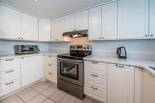 9 Haig Pl, Dunedin, FL 34698 - Photo 18