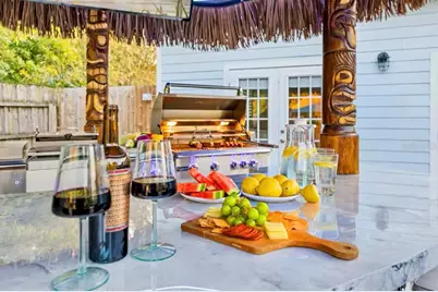 7701 40th Terrace N, Saint Petersburg, FL 33709 - Photo 4