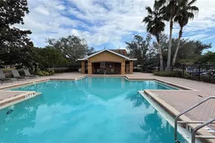 6930 Hawthorne Trace Ln, Riverview, FL 33578 - Photo 32