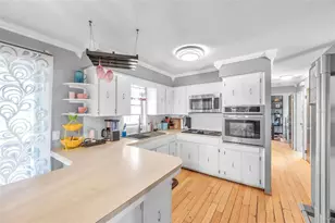 2825 60th St N, Saint Petersburg, FL 33710 - Photo 14