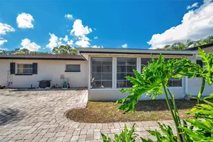 2825 60th St N, Saint Petersburg, FL 33710 - Photo 4