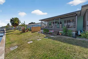 1041 Apollo Beach Blvd, Apollo Beach, FL 33572 - Photo 40