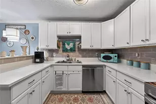 1041 Apollo Beach Blvd, Apollo Beach, FL 33572 - Photo 18