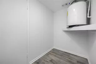 2804 Cedaridge Dr, Tampa, FL 33618 - Photo 52