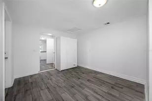 2804 Cedaridge Dr, Tampa, FL 33618 - Photo 56