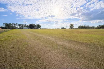 [Address not provided], Dade City, FL 33525 - Photo 4