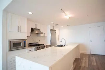 1208 E Kennedy Boulevard #827, Tampa, FL 33602 - Photo 12