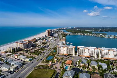 102 Wimbledon Court, Redington Shores, FL 33708 - Photo 6