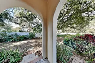 3132 Santorini Ct, Tampa, FL 33611 - Photo 4