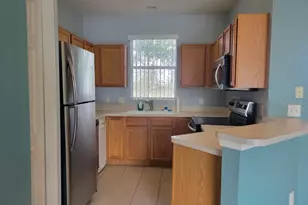 10934 Black Swan Ct, Seffner, FL 33584 - Photo 6