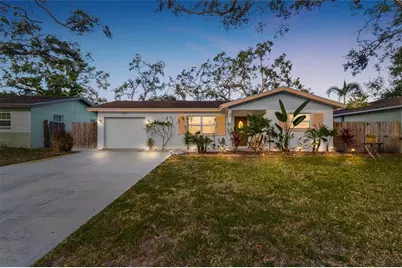 9717 54th Avenue N, Saint Petersburg, FL 33708 - Photo 1