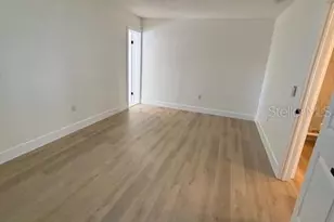 5815 18th St N, Saint Petersburg, FL 33714 - Photo 8