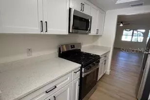 5815 18th St N, Saint Petersburg, FL 33714 - Photo 6